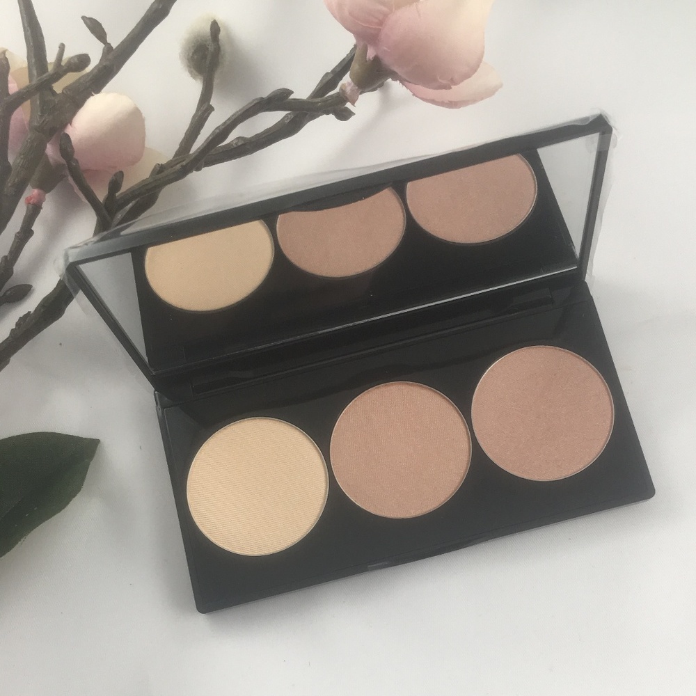 Smashbox Spotlight Highlighter Palette, Pearl - Picture 2 of 4